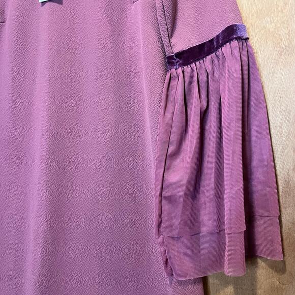 Blue Belle Maternity Dress NWT Size Small Layered Bell Sleeve Velvet Details - Picture 7 of 7